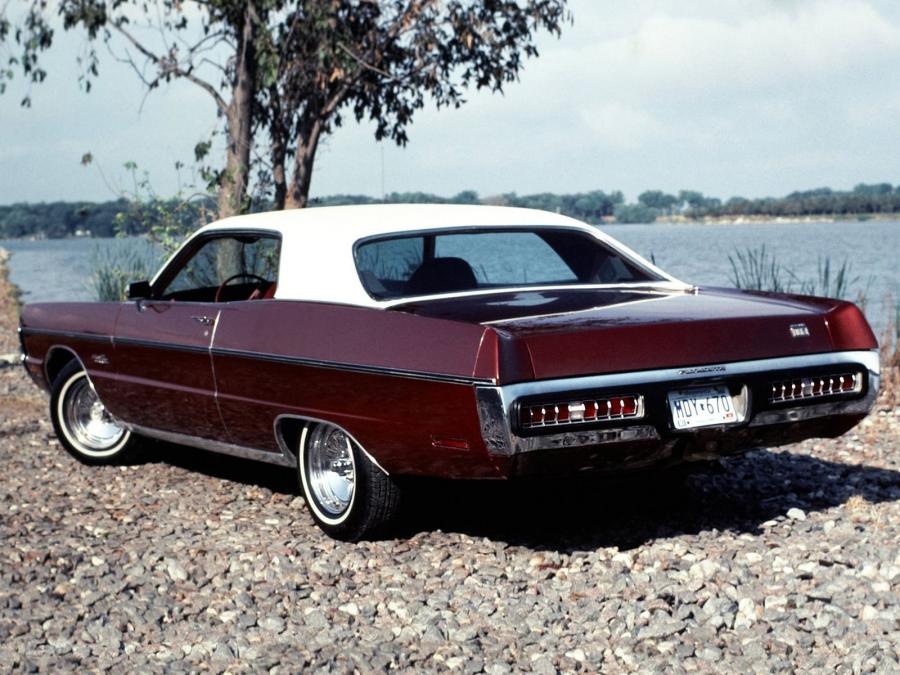  Plymouth Sport Fury Hardtop Coupe 1971 года  (фото 4 из 4)